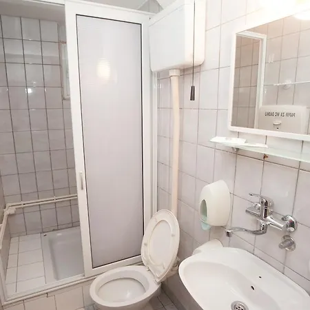 Hotel Extra Lion Md Ni